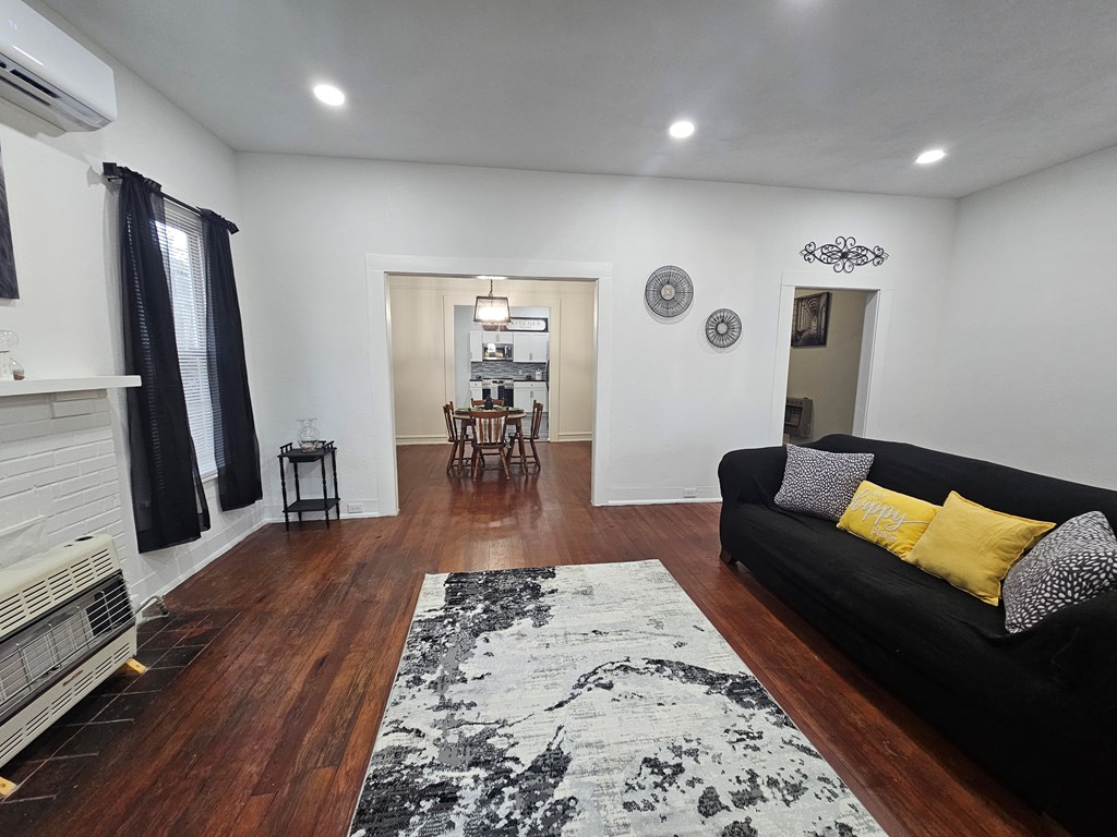 1128 N Three Notch St, Troy, Alabama image 20