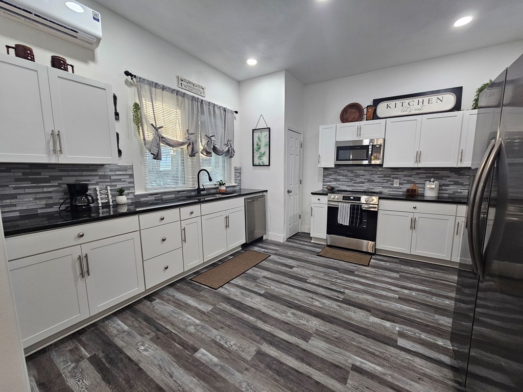 1128 N Three Notch St, Troy, Alabama image 17