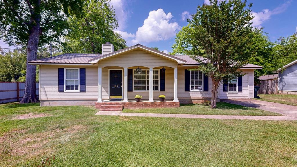 904 Yorktown Road, Dothan, Alabama image 1