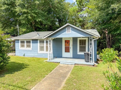 Homes For Sale - 308 Sixth Ave<br/> Dothan, AL 36301