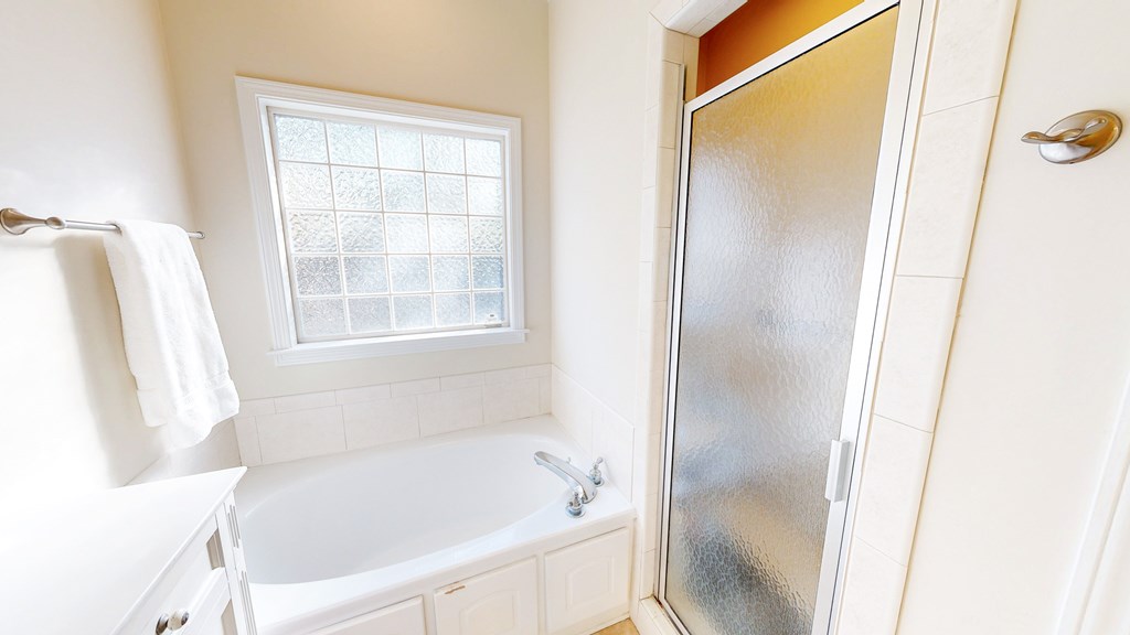 Dothan, Alabama 36301, United States, 3 Bedrooms Bedrooms, ,2 BathroomsBathrooms,Residential,Pending,245886