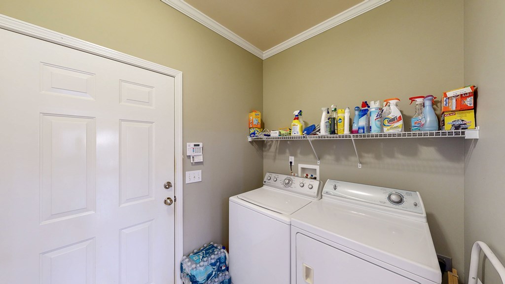 Dothan, Alabama 36301, United States, 3 Bedrooms Bedrooms, ,2 BathroomsBathrooms,Residential,Pending,245886