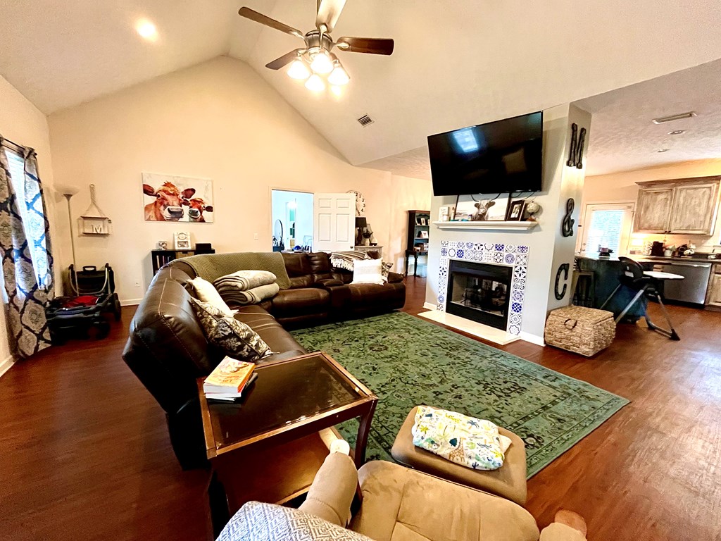 202 N Live Oak St, Geneva, Alabama image 8