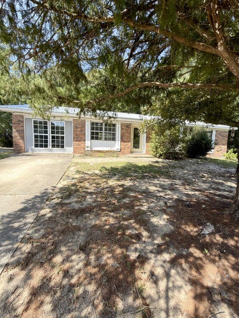 Homes For Sale - 81 Mcreal Dr<br/> Newton, AL 36352