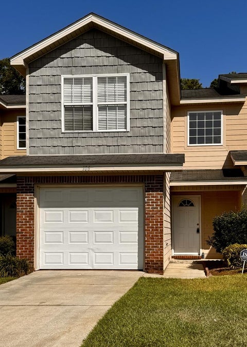 Townhouse For Sale - 106 Cody Dr<br/> Enterprise, AL 36360