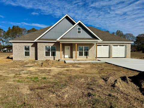 Homes For Sale - 205 Heritage Way<br/> Henry County, Headland, AL 36345