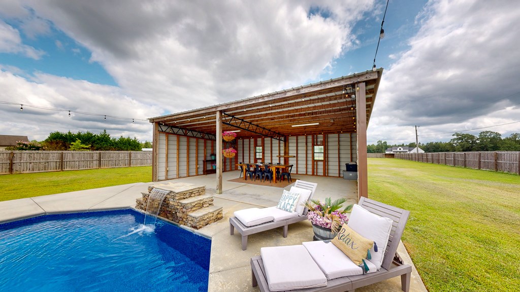 Dothan, Alabama 36301, United States, 4 Bedrooms Bedrooms, ,3 BathroomsBathrooms,Residential,Pending,189300