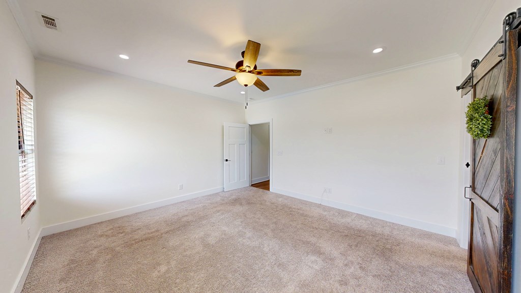 Dothan, Alabama 36301, United States, 4 Bedrooms Bedrooms, ,3 BathroomsBathrooms,Residential,Pending,189300