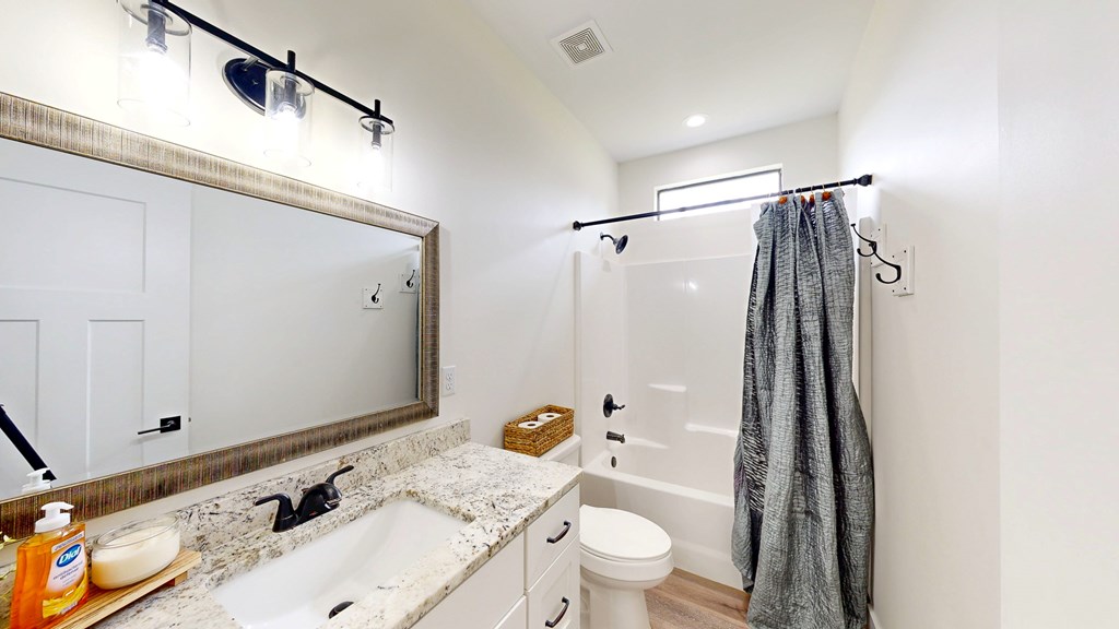 Dothan, Alabama 36301, United States, 4 Bedrooms Bedrooms, ,3 BathroomsBathrooms,Residential,Pending,189300