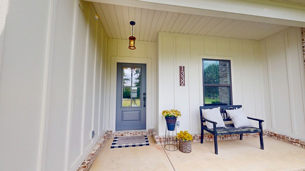 Dothan, Alabama 36301, United States, 4 Bedrooms Bedrooms, ,3 BathroomsBathrooms,Residential,Pending,189300