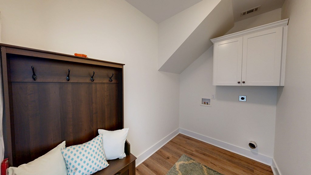 Dothan, Alabama 36301, United States, 4 Bedrooms Bedrooms, ,3 BathroomsBathrooms,Residential,Pending,189300