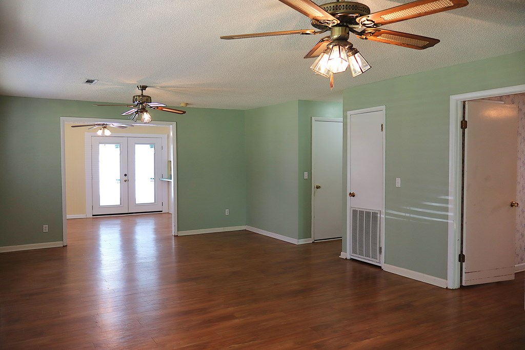 905 Field Street, Hartford, Alabama image 7