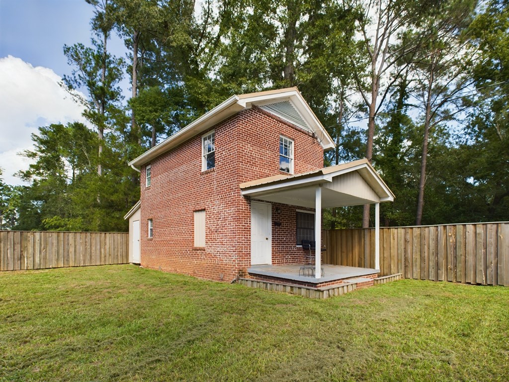 1110 W Powell St, Dothan, Alabama image 6
