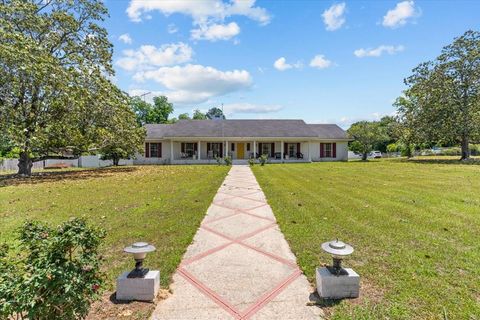 Homes For Sale - 3324 Elamville St<br/> Barbour County, Clio, AL 36017