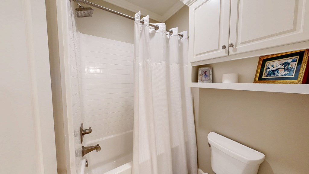 Dothan, Alabama 36305, United States, 4 Bedrooms Bedrooms, ,3 BathroomsBathrooms,Residential,Pending,188156