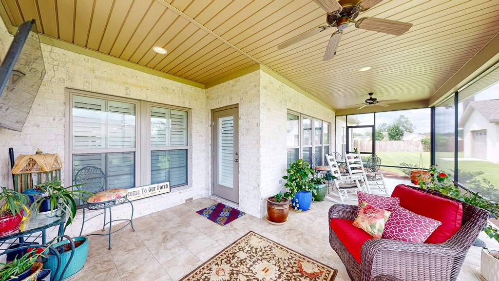 Dothan, Alabama 36305, United States, 4 Bedrooms Bedrooms, ,3 BathroomsBathrooms,Residential,Pending,188156