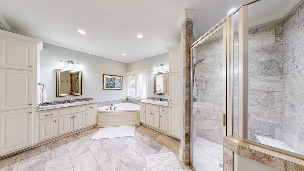 Dothan, Alabama 36305, United States, 4 Bedrooms Bedrooms, ,3 BathroomsBathrooms,Residential,Pending,188156