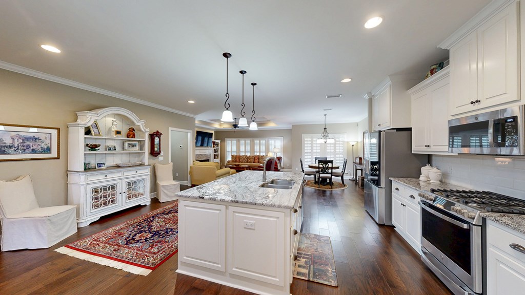 Dothan, Alabama 36305, United States, 4 Bedrooms Bedrooms, ,3 BathroomsBathrooms,Residential,Pending,188156