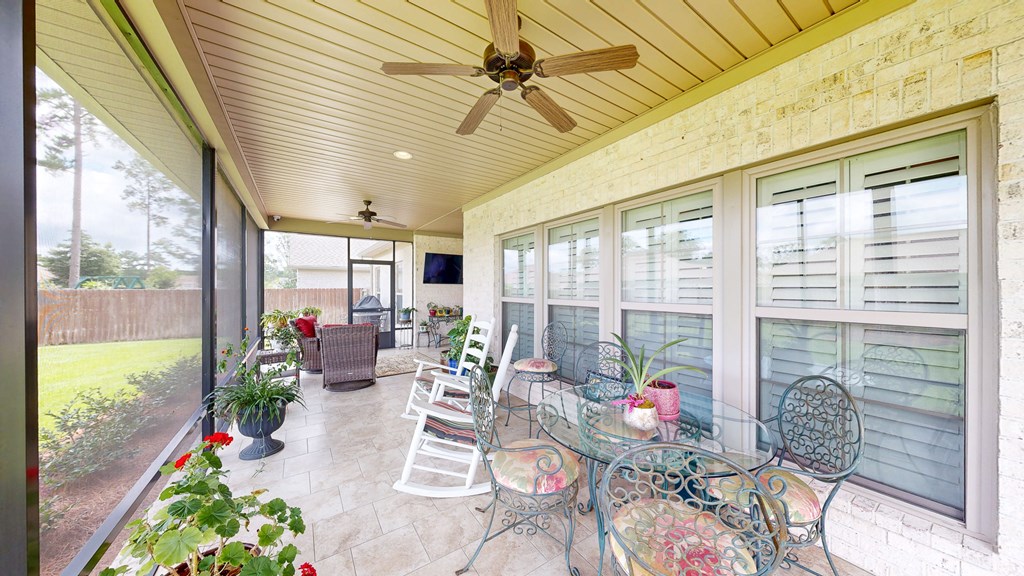 Dothan, Alabama 36305, United States, 4 Bedrooms Bedrooms, ,3 BathroomsBathrooms,Residential,Pending,188156