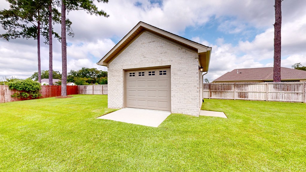 Dothan, Alabama 36305, United States, 4 Bedrooms Bedrooms, ,3 BathroomsBathrooms,Residential,Pending,188156