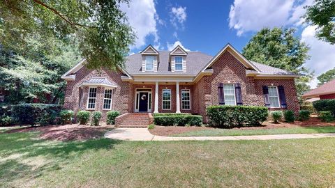 Homes For Sale - 304 Glencoe Way<br/> Dothan, AL 36305