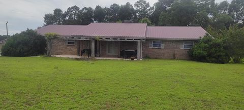 Homes For Sale - 281 County Road 665<br/> Chancellor, AL 36316