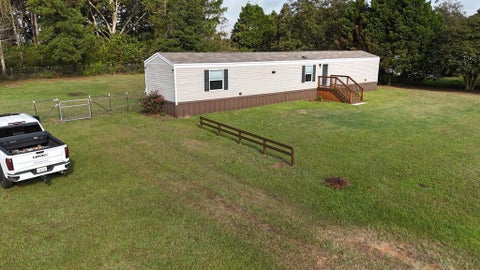 Mobile Home For Sale - 181 Bradford Circle<br/> Henry County, Headland, AL 36345
