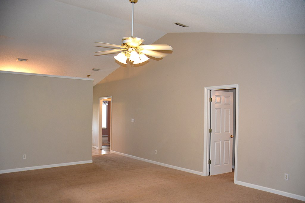 213 Elizabeth Lane, Daleville, Alabama image 5