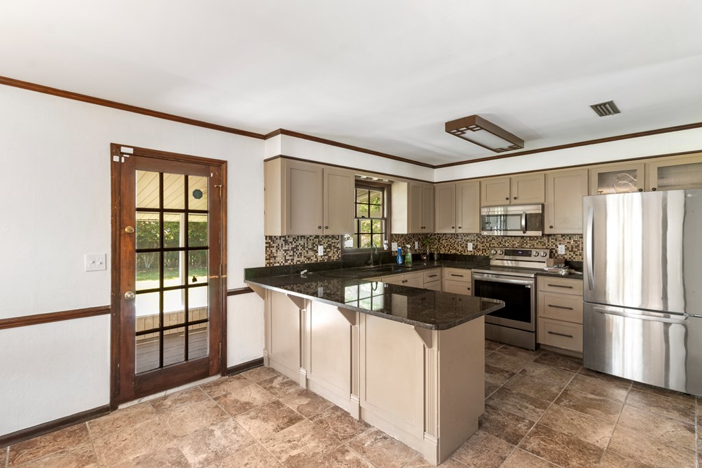 2109 Centenial Drive, Dothan, Alabama image 9