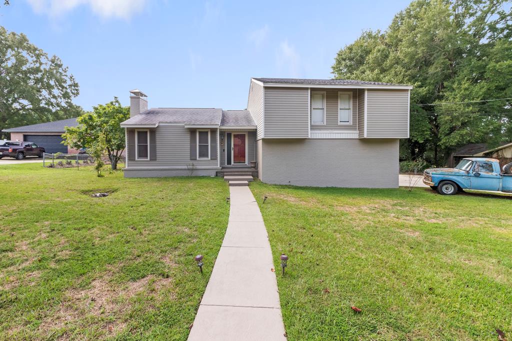 2109 Centenial Drive, Dothan, Alabama image 1