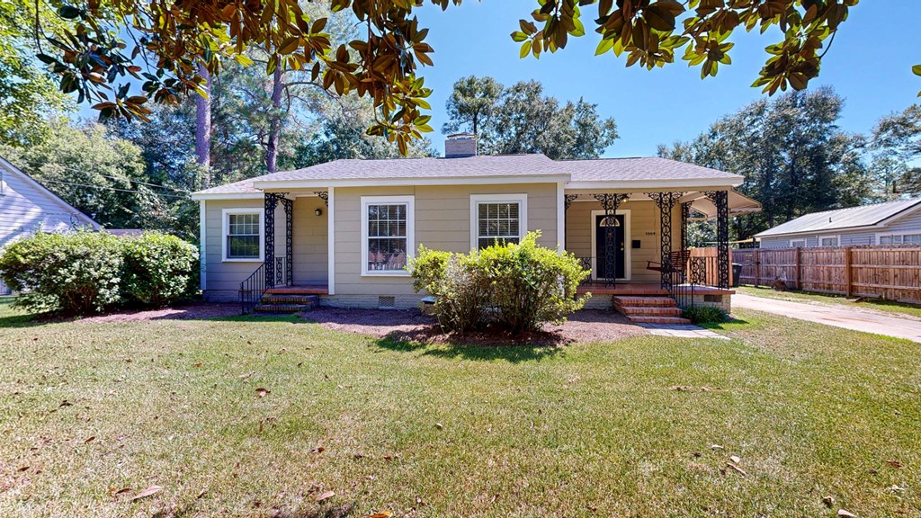 Dothan, Alabama 36303, United States, 3 Bedrooms Bedrooms, ,2 BathroomsBathrooms,Residential,Active,202668
