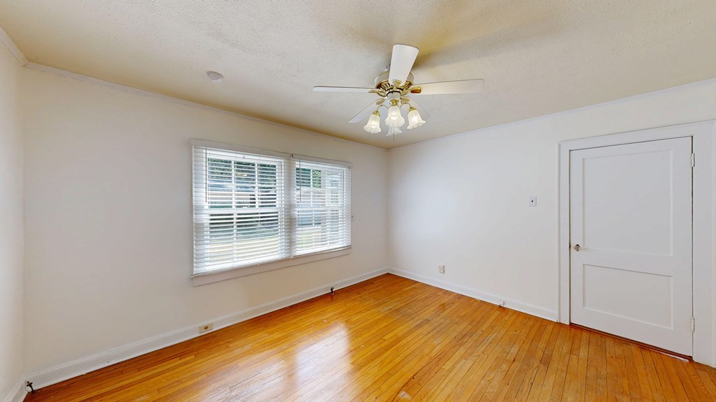 Dothan, Alabama 36303, United States, 3 Bedrooms Bedrooms, ,2 BathroomsBathrooms,Residential,Active,202668