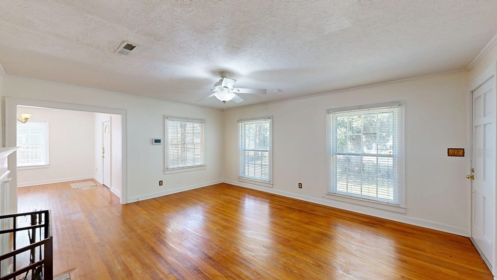 Dothan, Alabama 36303, United States, 3 Bedrooms Bedrooms, ,2 BathroomsBathrooms,Residential,Active,202668