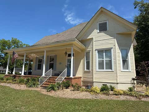 Homes For Sale - 12 Beaty Drive<br/> Louisville, AL 36048
