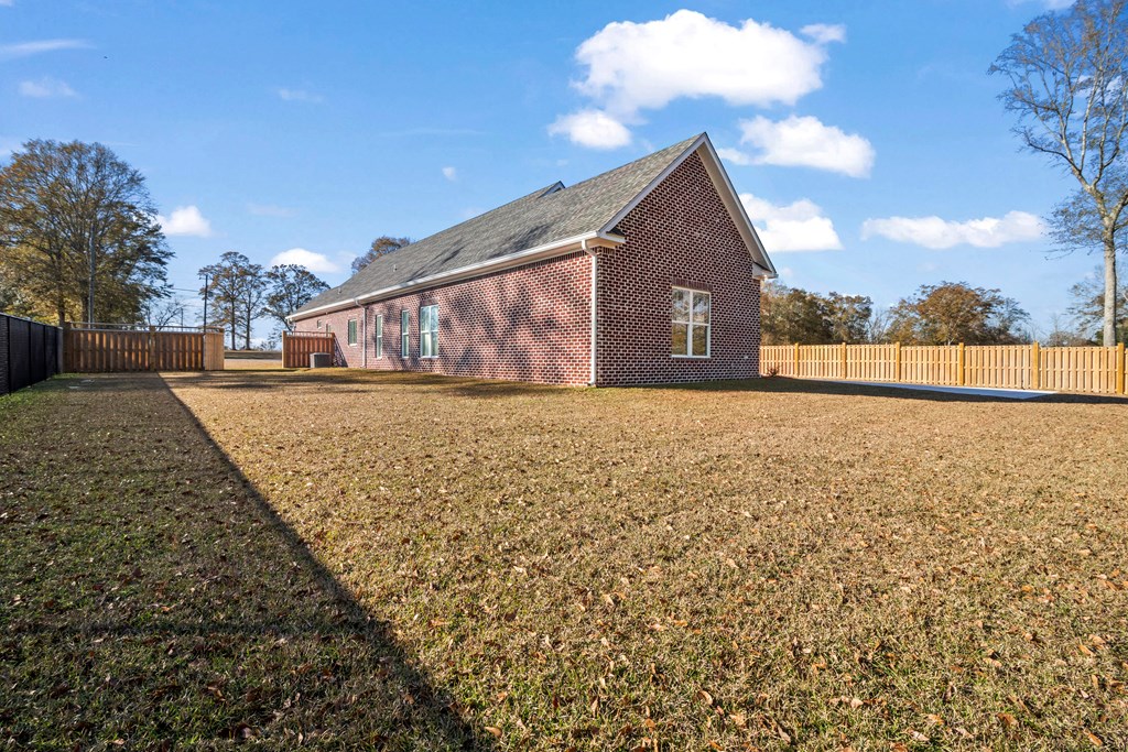 670 N Broad Street, Cowarts, Alabama image 33