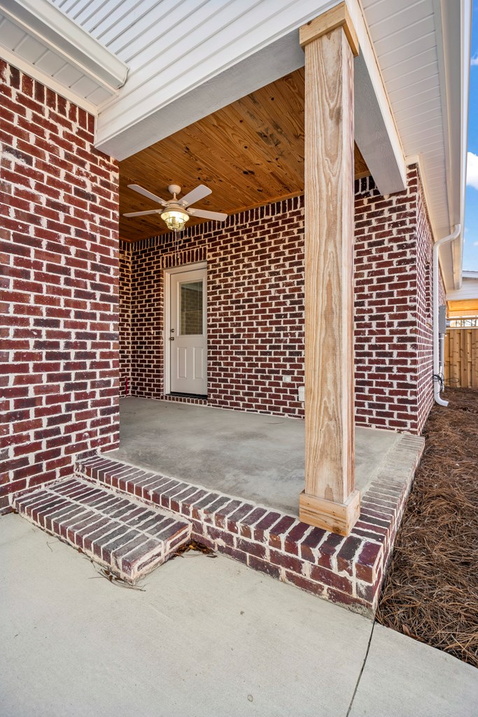 670 N Broad Street, Cowarts, Alabama image 3