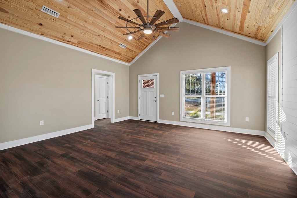 670 N Broad Street, Cowarts, Alabama image 4