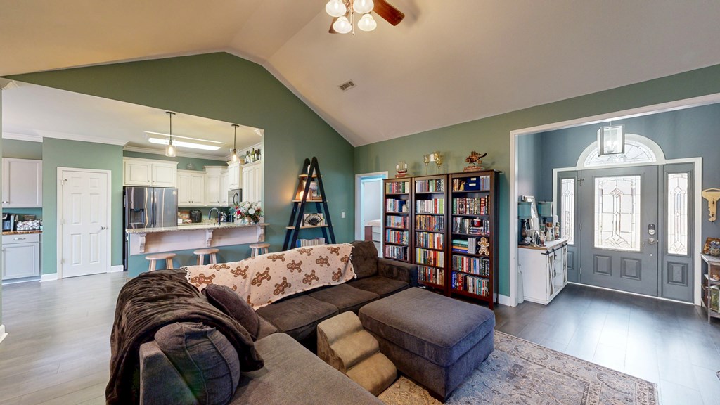 Dothan, Alabama 36301, United States, 3 Bedrooms Bedrooms, ,2 BathroomsBathrooms,Residential,Active,253706