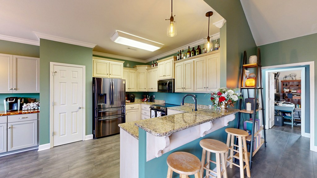 Dothan, Alabama 36301, United States, 3 Bedrooms Bedrooms, ,2 BathroomsBathrooms,Residential,Active,253706