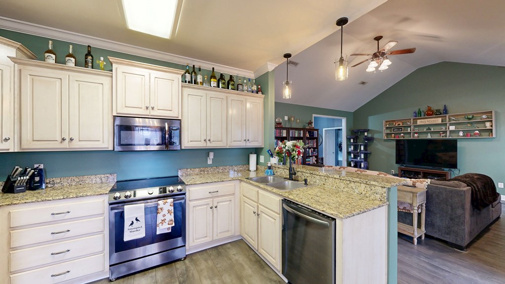 Dothan, Alabama 36301, United States, 3 Bedrooms Bedrooms, ,2 BathroomsBathrooms,Residential,Active,253706