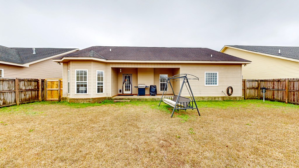 Dothan, Alabama 36301, United States, 3 Bedrooms Bedrooms, ,2 BathroomsBathrooms,Residential,Active,253706