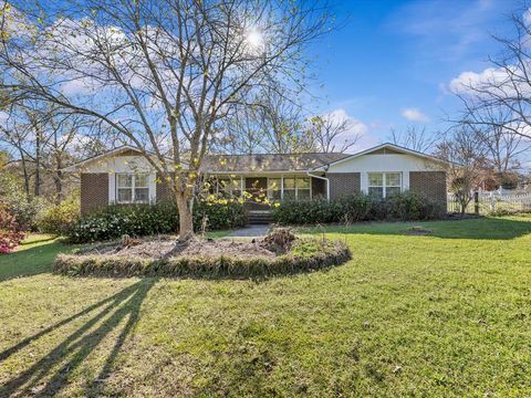 Homes For Sale - 29644 Helen Drive<br/> Covington County, Opp, AL 36467