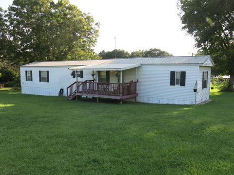 Homes For Sale - 569 County Road Road 626<br/> Enterprise, AL 36330