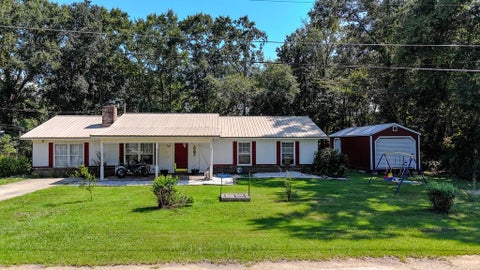 Homes For Sale - 105 Pineneedle Dr<br/> Ashford, AL 36312