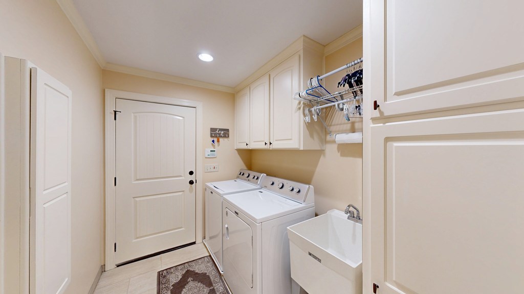 Dothan, Alabama 36301, United States, 3 Bedrooms Bedrooms, ,3 BathroomsBathrooms,Residential,Active,190228