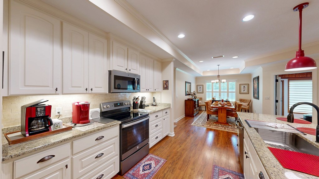 Dothan, Alabama 36301, United States, 3 Bedrooms Bedrooms, ,3 BathroomsBathrooms,Residential,Active,190228