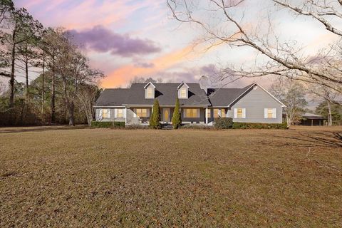 Homes For Sale - 9822 Bill Bass Road<br/> Covington County, Andalusia, AL 36420