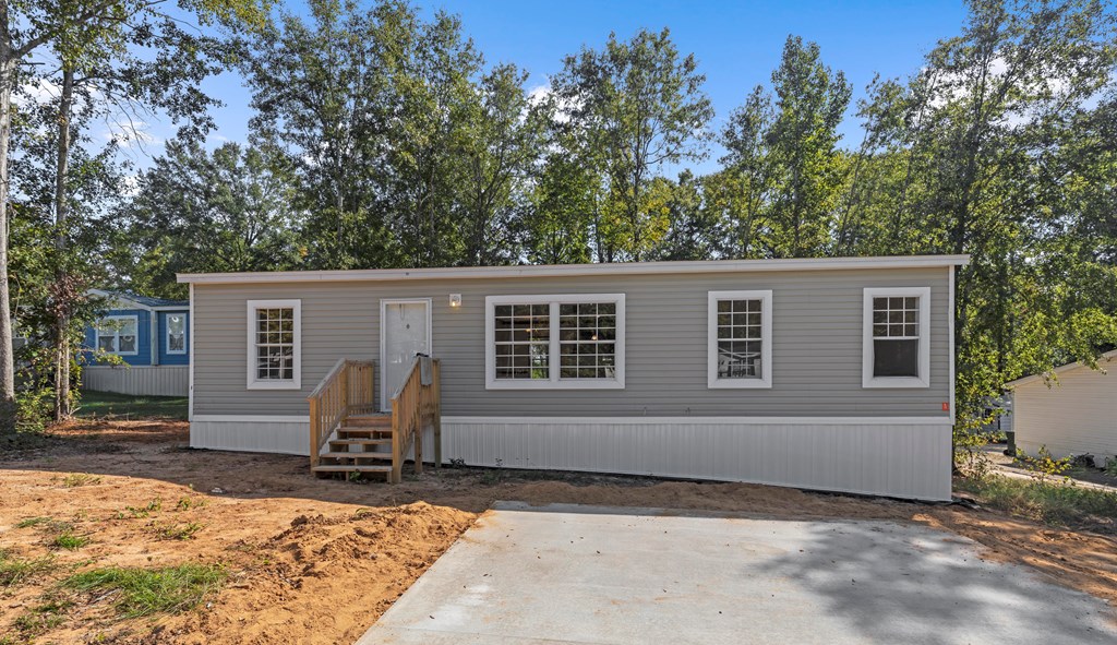 218 Little Oak Ct, Dothan, Alabama image 2