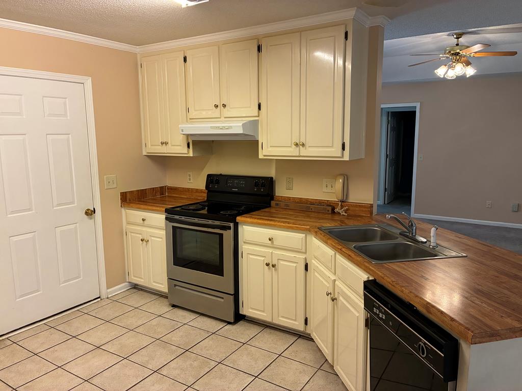 318 Darlington Cir, Dothan, Alabama image 4