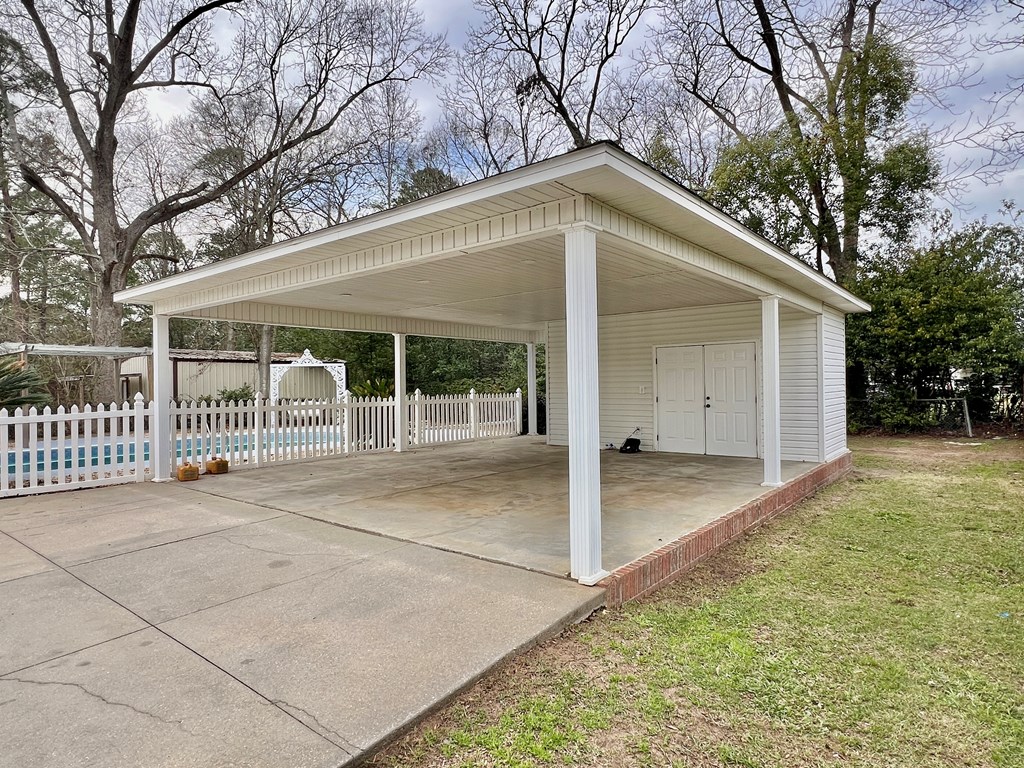 402 W Fulton Street, Hartford, Alabama image 5